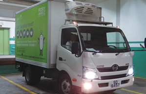 Hino 300 x Food Angel